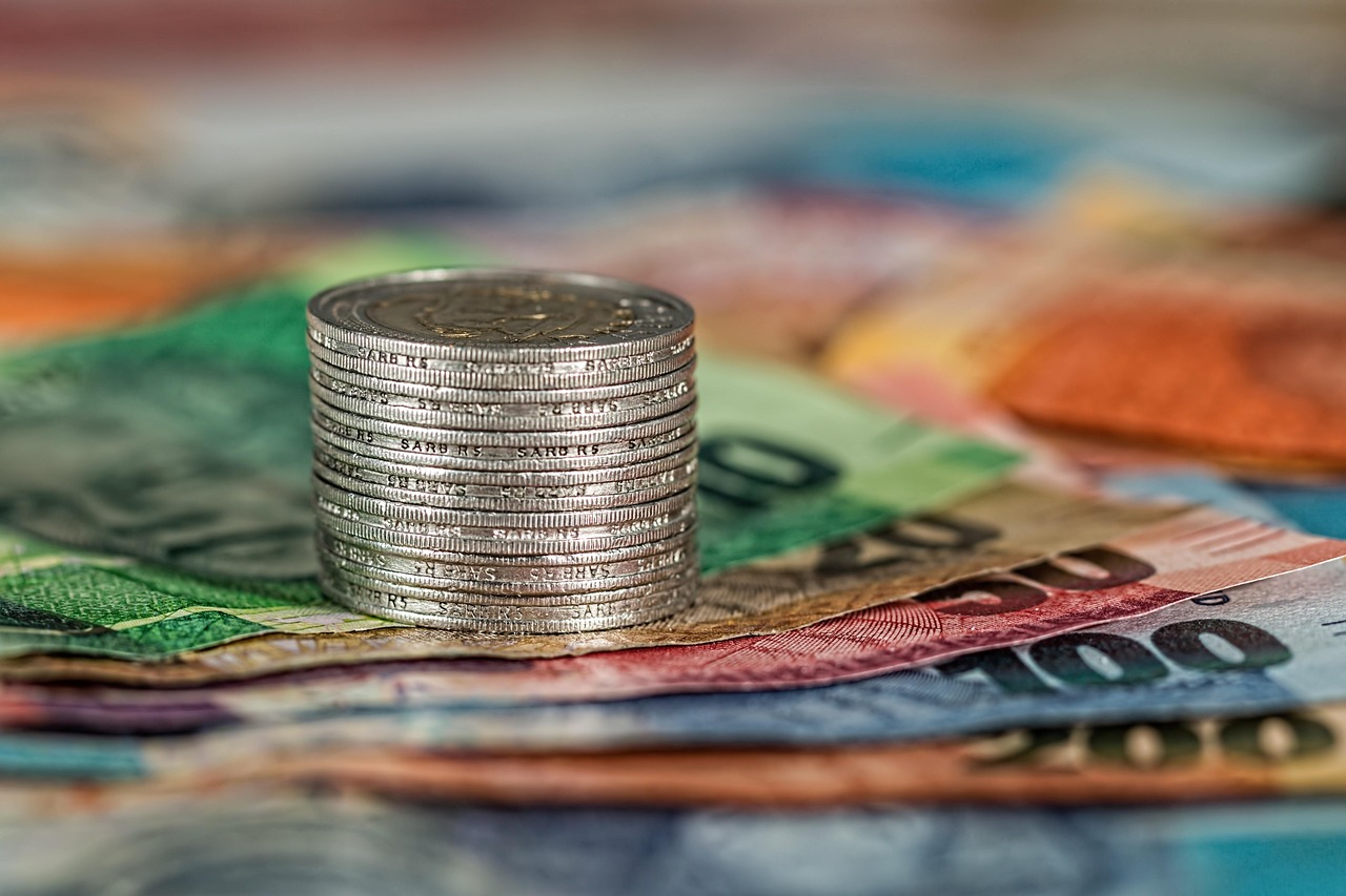Coins, banknotes, money — Owner Financing - How Do You Use It?